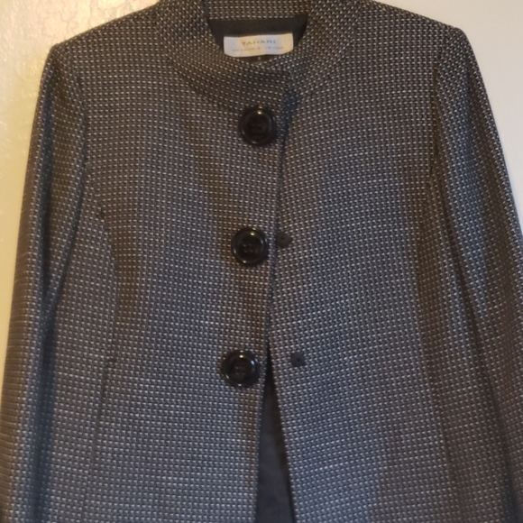 Jacket - Picture 3 of 4
